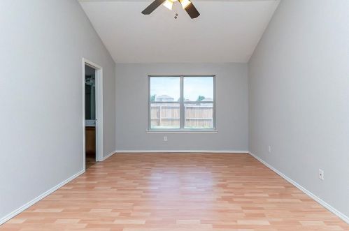 9964 Long Rifle Dr, Fort Worth TX  76108-4170 exterior