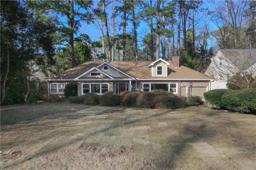 1172 Citadel Dr, Atlanta, GA 30324-3816