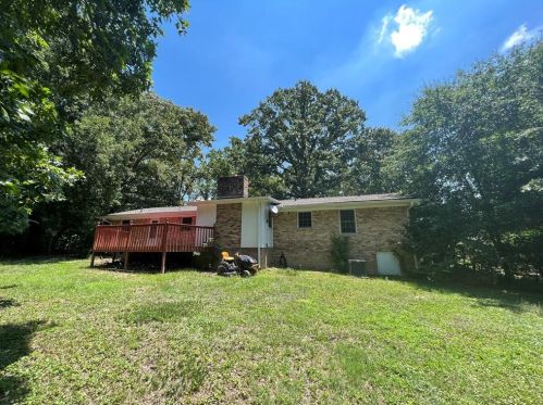 773 Sinyard Rd, Lithia Springs, GA 30122-2521