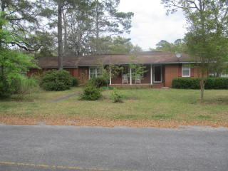 198 Jones St, Jesup, GA 31545-0520