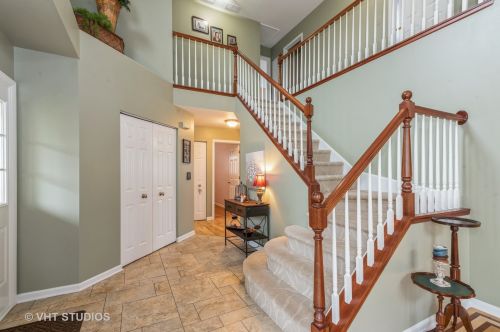1960 Peach Tree Ln, Barrington Hills, IL 60102