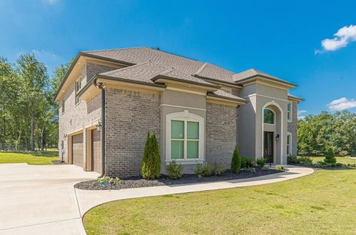 3019 Seventh Century Row, Conyers GA  30094-5780 exterior