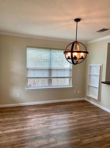 731 Abundance Ln, Uhland TX  78640-5539 exterior