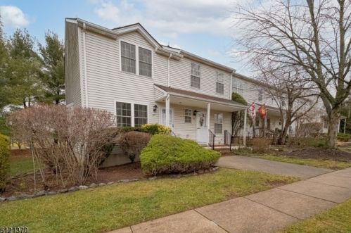 401 Wedgewood Cir, Flemington, NJ 08822-2003