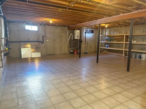552 Wood Duck Dr, Torrington CT  06790-2587 exterior