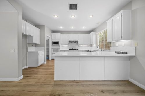 19212 Dandelion Ct, Riverside CA  92508-7104 exterior