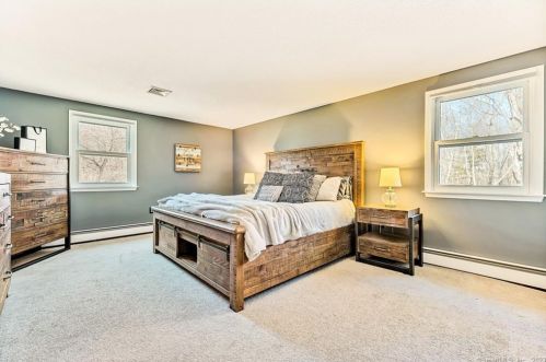 35 Nancy Dr, Wapping CT  06074-4244 exterior