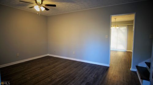 6099 Katherine Rd, Rex GA 30273-1119 exterior