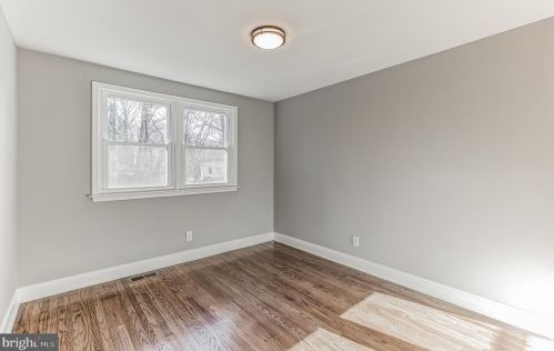 1302 Chestnut Pl, Haddon Heights NJ  08035-1810 exterior