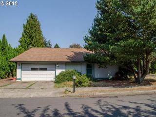 1920 Liberty Ave, Damascus OR  97030 exterior