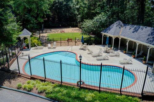 802 Camden Ct, Atlanta GA  30327-4274 exterior