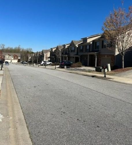 2708 Morgan Glen Rd, Buford GA  30519-3035 exterior