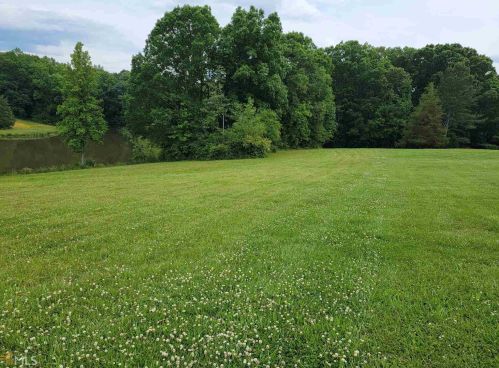 838 Hidden Lakes Trl, Jefferson GA  30549-1868 exterior