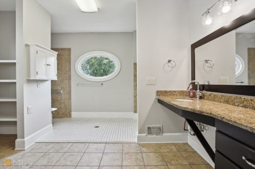 391 Arnold St, Atlanta GA  30308-2911 exterior