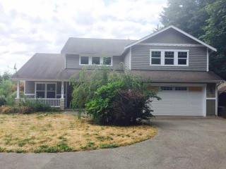 24739 Hillbend Ln, Eglon, WA 98346-9252