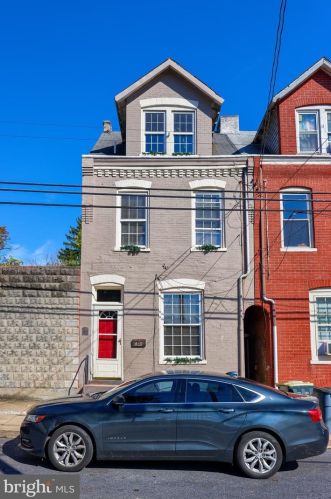 459 Beaver St, Lancaster, PA 17603-5603