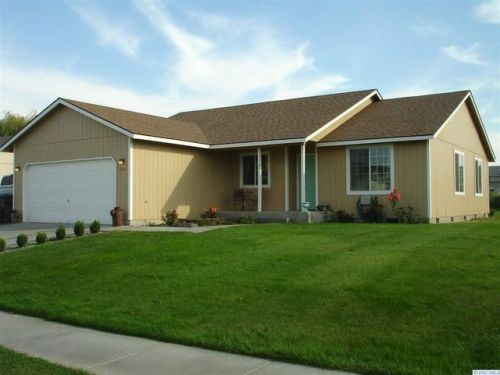4812 Sahara Dr, Pasco, WA 99301-8113