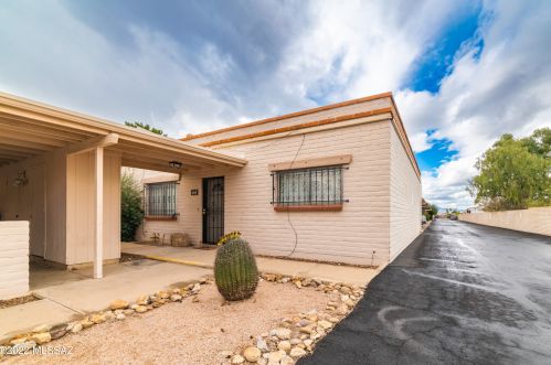 29 Pastime Rd, Tucson, AZ 85705-3399