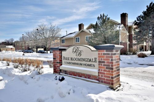 212 Glengarry Dr, Hanover Park, IL 60108-2621
