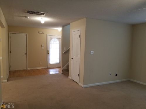 2741 Live Oak Trl, Atlanta GA  30349-3190 exterior
