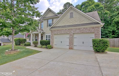 11 Nash Ln, Newnan, GA 30263-6297