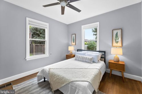 821 Bonifant St, Silver Spring MD 20910-5530 exterior