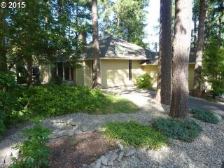 15193 Trillium Ln, Beaverton, OR 97007-3640
