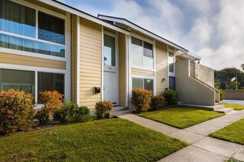 53 Oval Rd, Irvine, CA 92604-2459