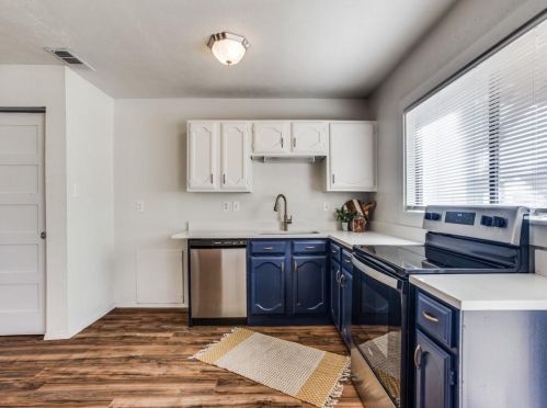 1613 Chablis St, Garland TX 75040-4633 exterior