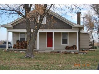 11169 Tucker Rd, Pleasanton, KS 66075-8401