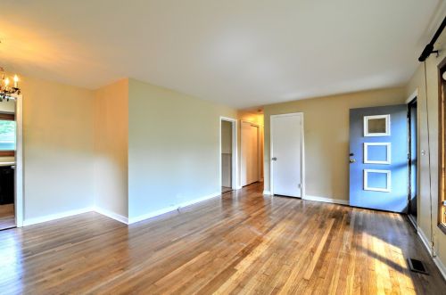 1048 Camille Ave, Bannockburn IL  60015-2116 exterior
