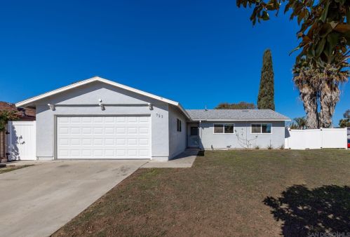 723 Flora Dr, Oceanside, CA 92057-3631