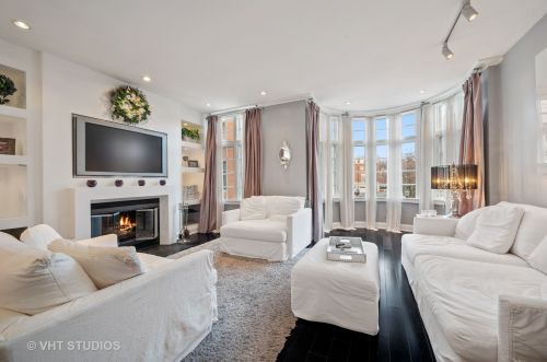 2652 Southport Ave, Chicago, IL 60614-1228