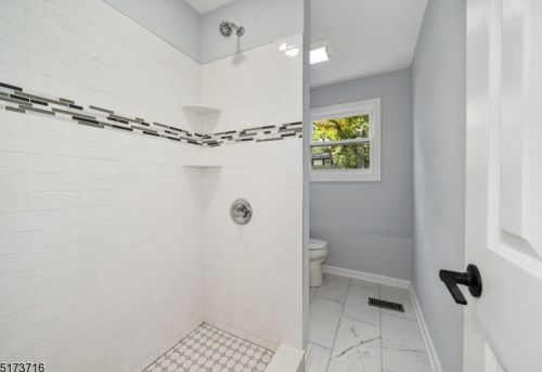 66 Lawrence Dr, Hackettstown NJ  07840-2526 exterior