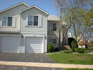 2120 Southwind Cir, Schaumburg, IL 60194-4415
