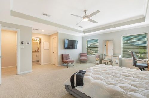 2104 Cologne Dr, Carrollton TX 75007-2336 exterior