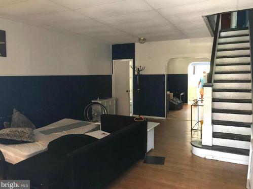 1422 Carlisle St, Philadelphia, PA 19121-4435