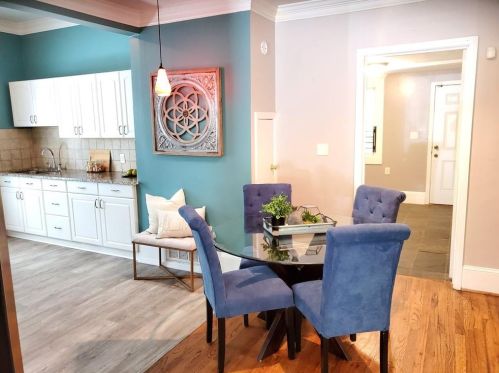 1737 Center Ave, Atlanta GA  30344-4703 exterior