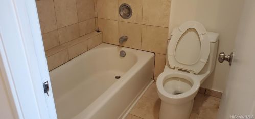 1212 Nuuanu Ave, Honolulu HI  96817-4021 exterior