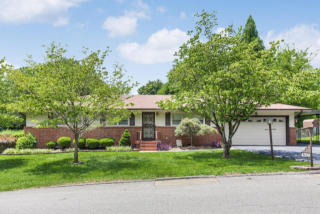 4399 Bellview Ave, Chattanooga, TN 37416-3704