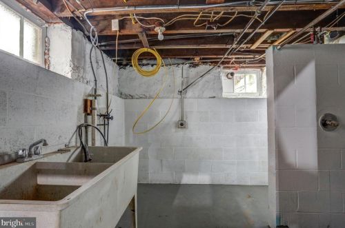 313 Ross St, Lancaster PA  17602-1941 exterior