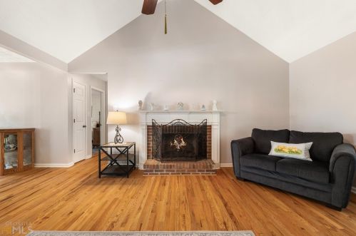 71 Dogwood Trail Dr, Stockbridge GA  30281-6002 exterior