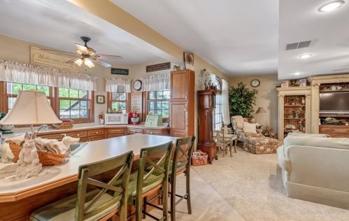 416 Prairieview Pkwy, Pingree Grove IL  60140-9626 exterior