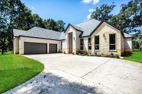 21611 Chenango Lake Dr, Angleton TX 77515-6664 exterior