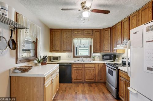 1505 Dale St, Saint Paul MN  55117-3410 exterior