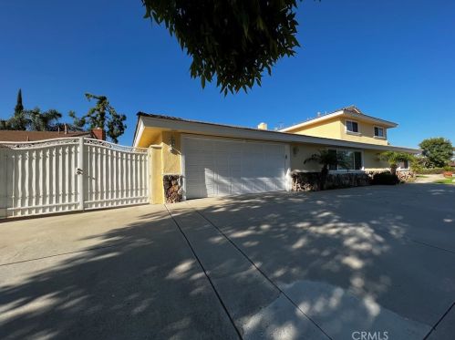 7165 Peralta Pl, Riverside CA  92509-6339 exterior