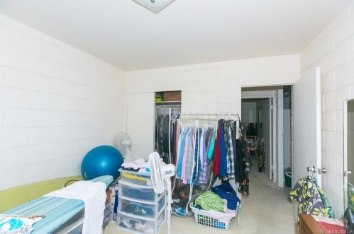 940 Punahou St, Honolulu HI  96822-4798 exterior