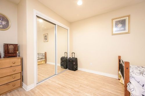 1527 Beacon Ave, Anaheim CA  92802-1313 exterior