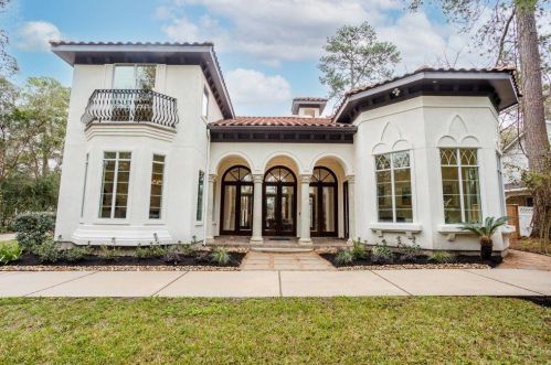 903 Carriage Hills Blvd, Conroe, TX 77384-3618