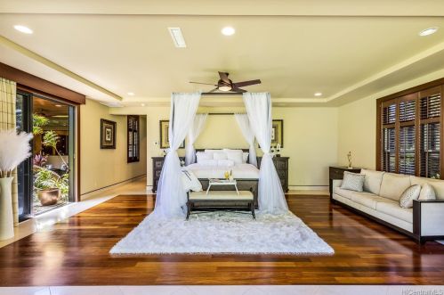 4292 Kahala Ave, Honolulu HI  96816-4822 exterior